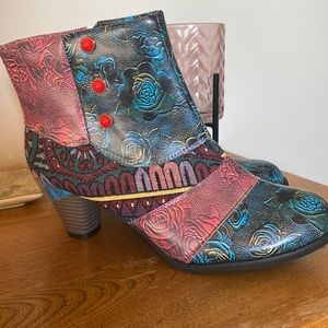 Floral Abstract bootie